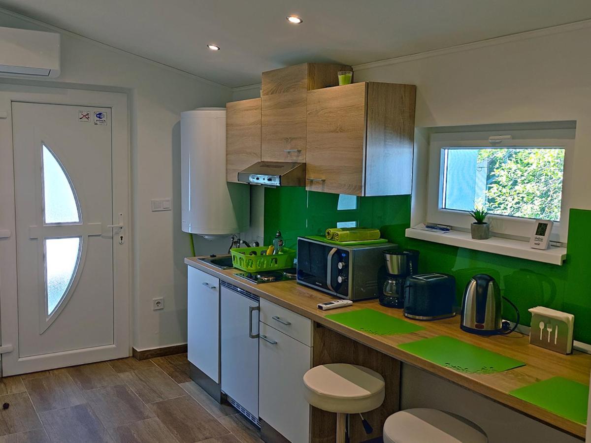White Stone Apartman Hajduszoboszlo Bagian luar foto