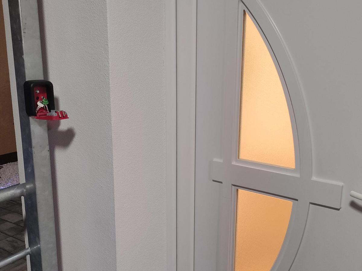 White Stone Apartman Hajduszoboszlo Bagian luar foto