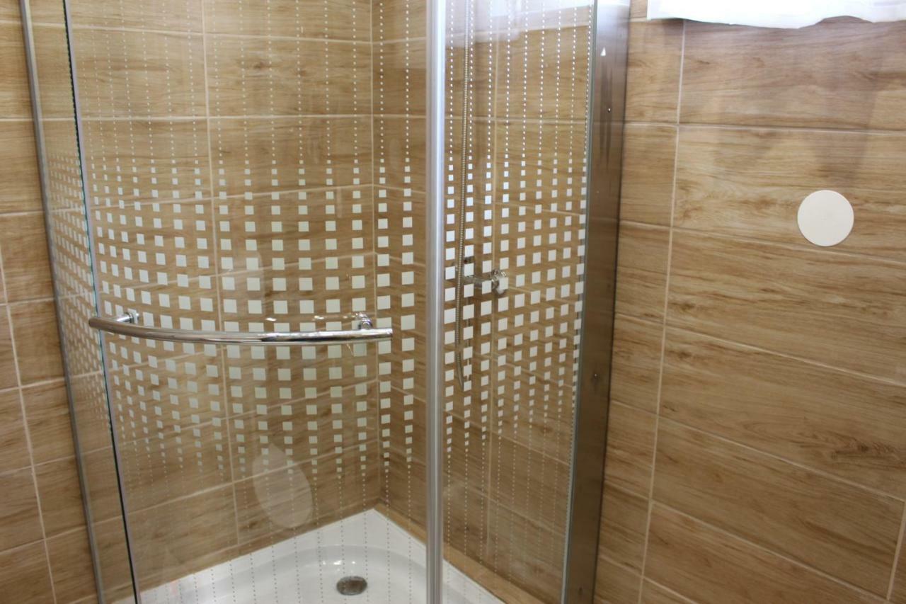 White Stone Apartman Hajduszoboszlo Bagian luar foto